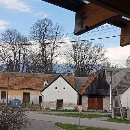 Romantická chalupa pod Vysokými Tatrami Liptovsky Hradok Exterior foto